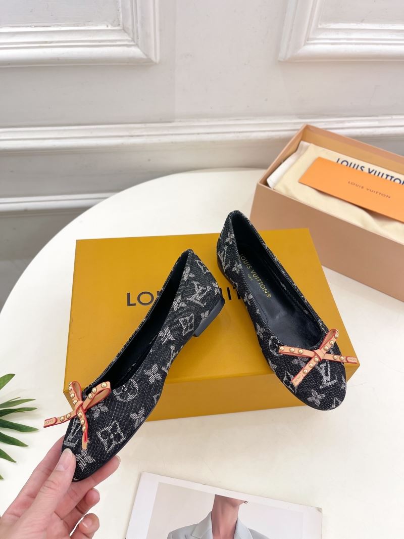 Louis Vuitton Flat Shoes